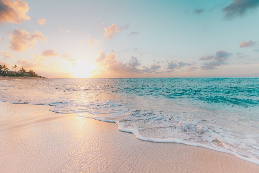 Amanecer en Okinawa - Unsplash Sean Oulashin