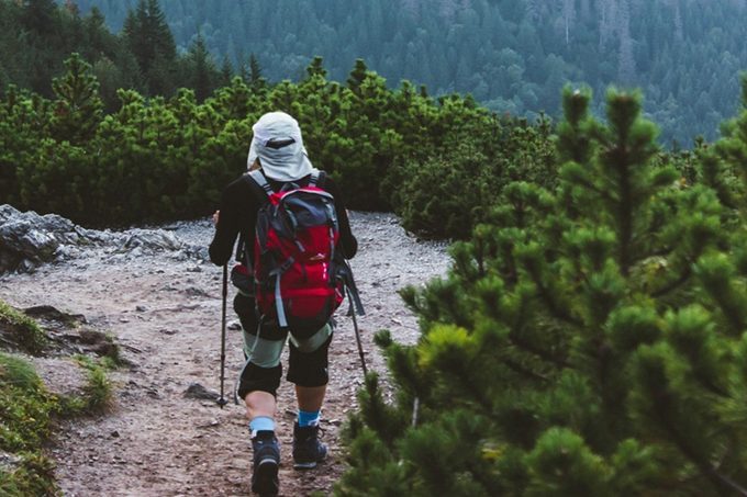 Elegir calzado de montaña _Mikita Karasiou-unsplash