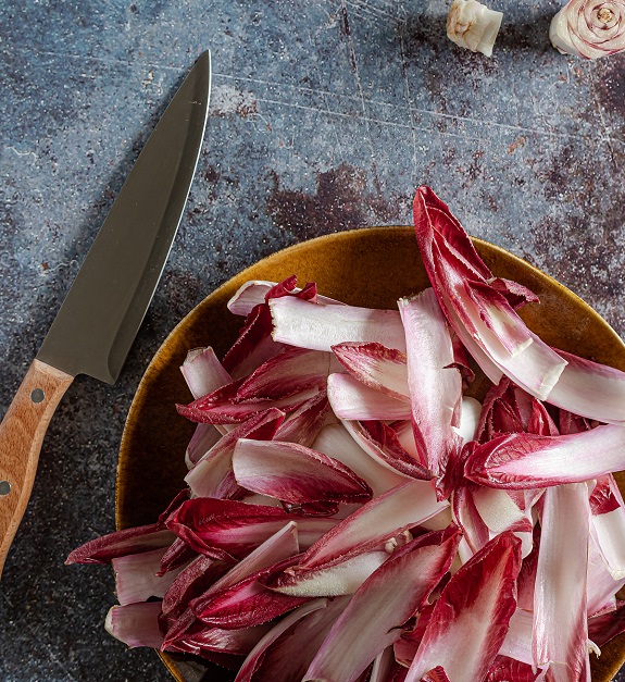 Ensalada de endivias preparación - Unsplash Micheile Dot