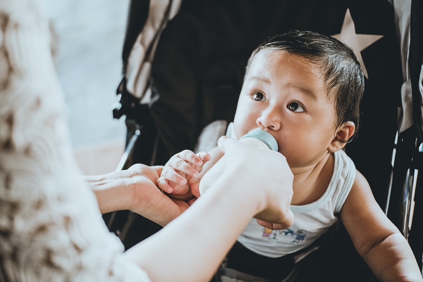 En este momento estás viendo La leche infantil y Pelargón, salvavidas infantil