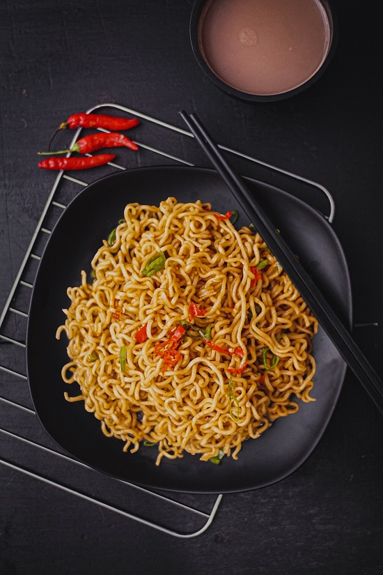 Noodles con verdura - Unsplash Ikhsan Baihaqi