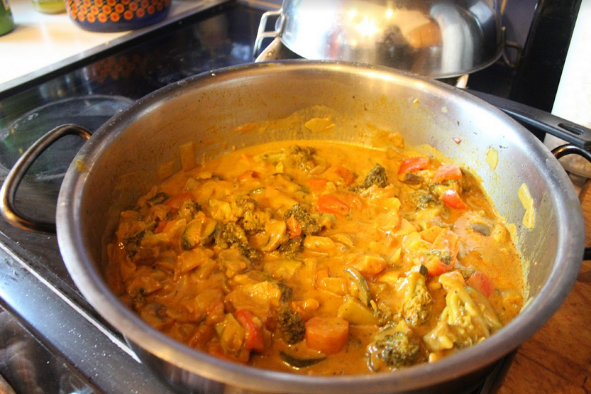 Preparación de salsa de curry