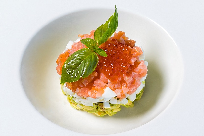 En este momento estás viendo Tartar de salmón y aguacate