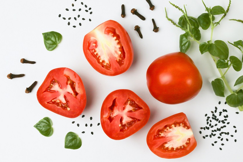 En este momento estás viendo El tomate, indispensable en la cocina