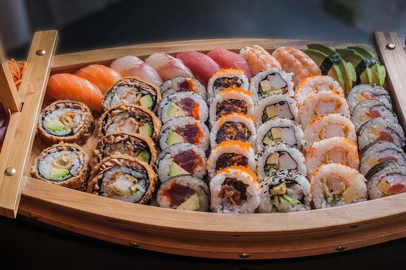 En este momento estás viendo Uramaki, variedad de sushi