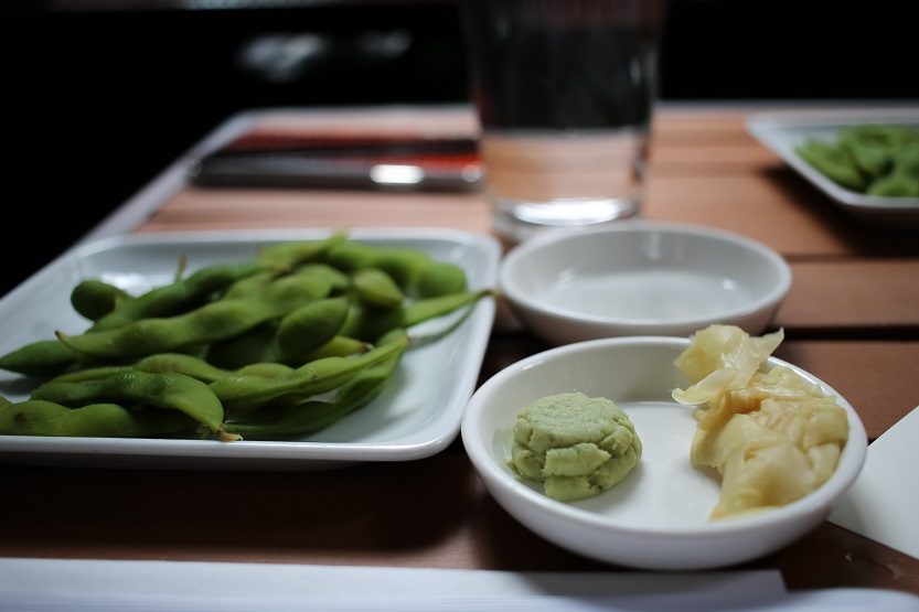 En este momento estás viendo Edamame, aperitivo japonés