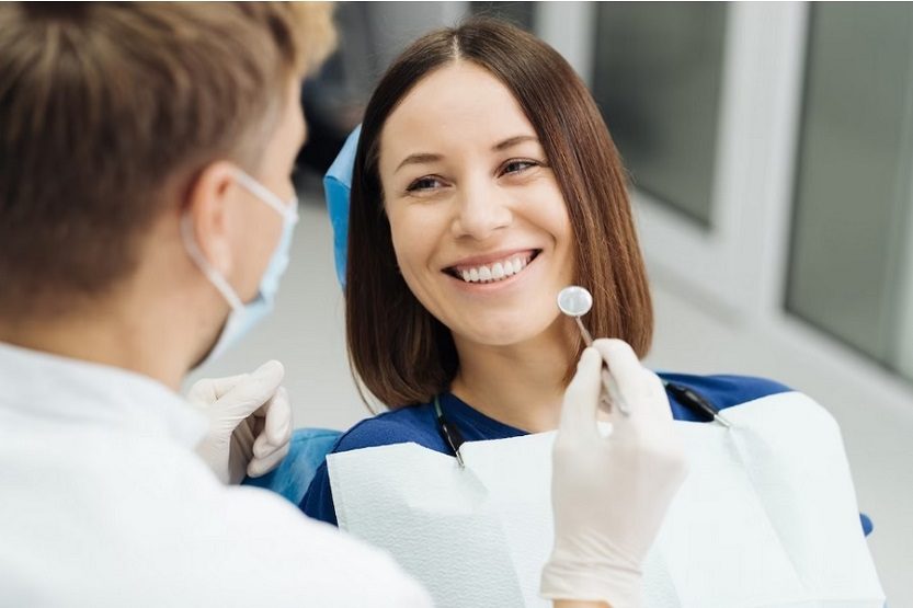 Lee más sobre el artículo Ventajas de la ortodoncia transparente y aspectos a considerar